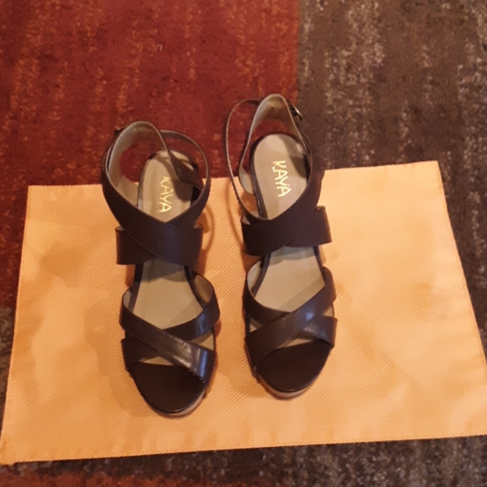 LADIES WEDGES